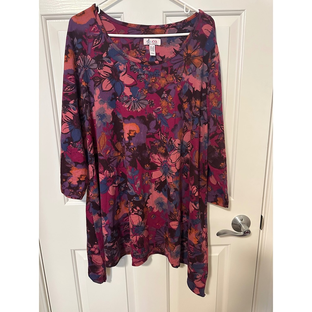 Denim & Co Tunic Women 2X Purple Floral Sharkbite Hem 3/4 Sleeve Knit Top